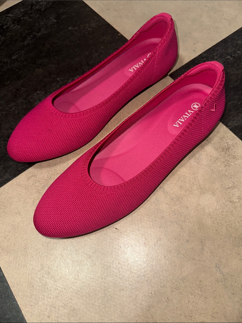 VIVAIA Claire Round Toe Flats 40.5